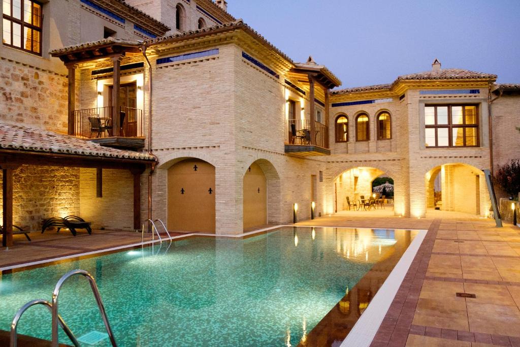 Alquezar Hotel | Hotel Villa de Alquézar
