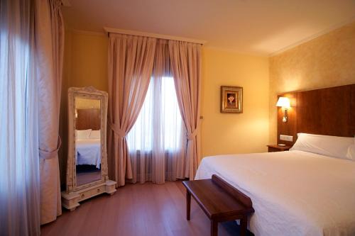 Larraga Hotel | Hotel Villa de Larraga