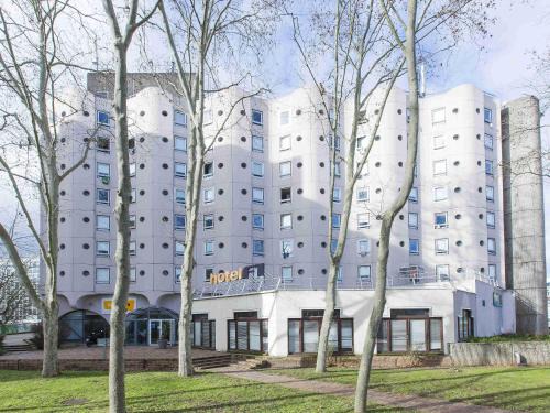 Cergy Hotel | hotelF1 Cergy