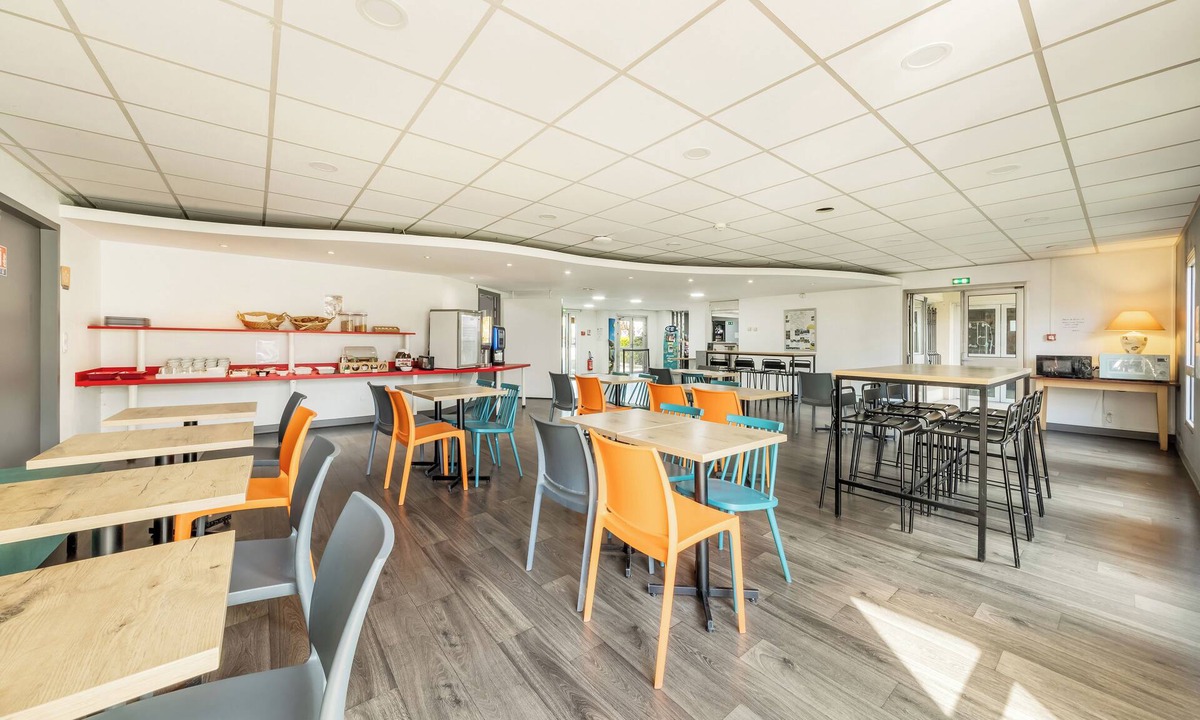 Igny Hotel | hotelF1 Igny Massy TGV