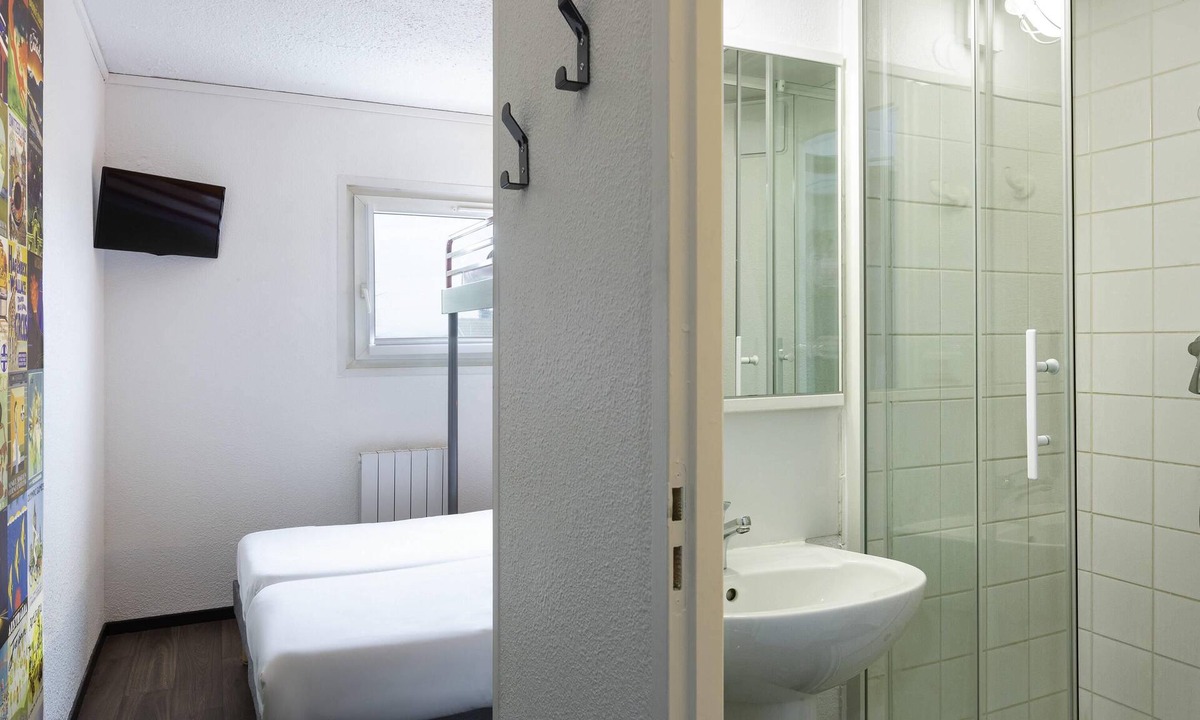 Muire - Haubette Hotel | hotelF1 Reims Tinqueux