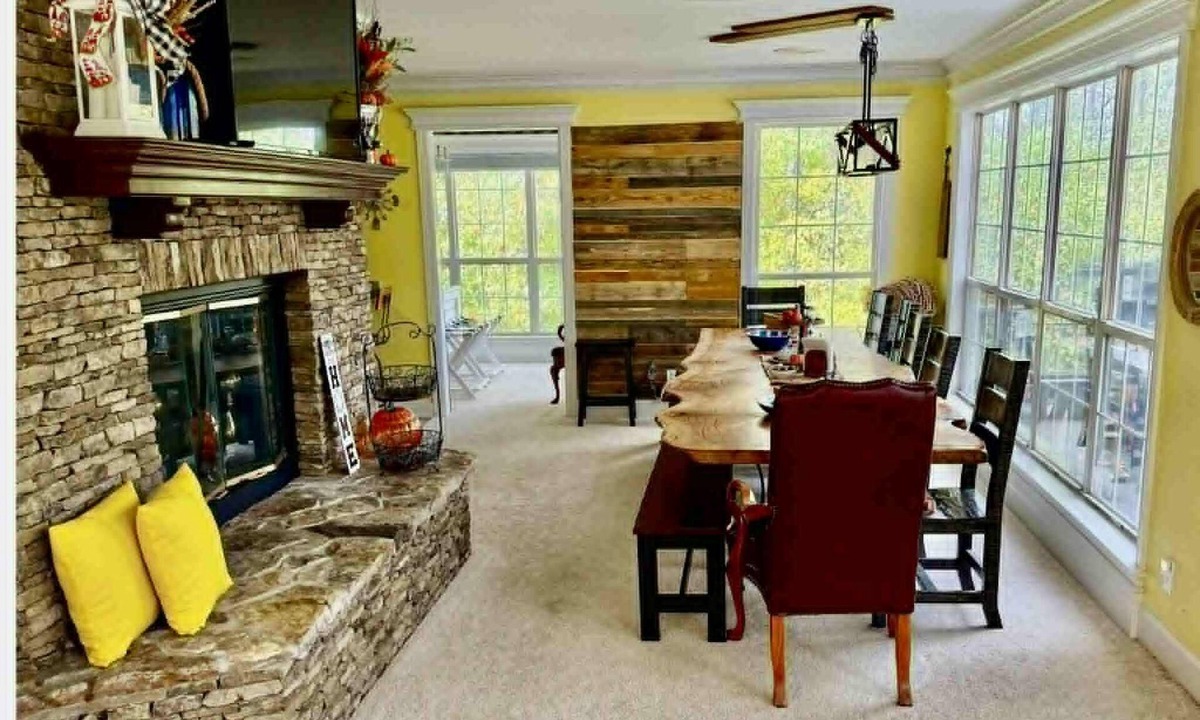 Smithville House | HotTUB+Sauna, Arcade, FREE Kayaks+ Lake Access | BEACHY Area Ramp | Sleeps 17