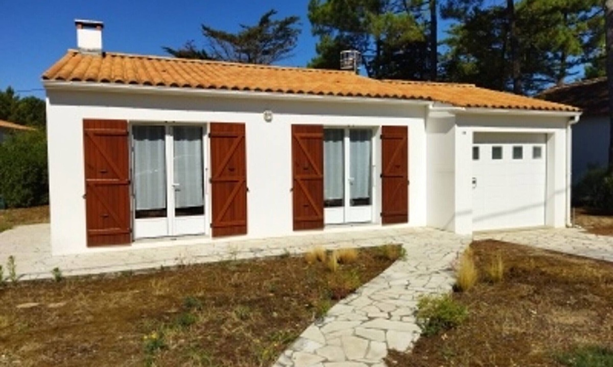 La Tranche-sur-Mer House | House 100m from beach, Parc du Rocher, for 4/5 people