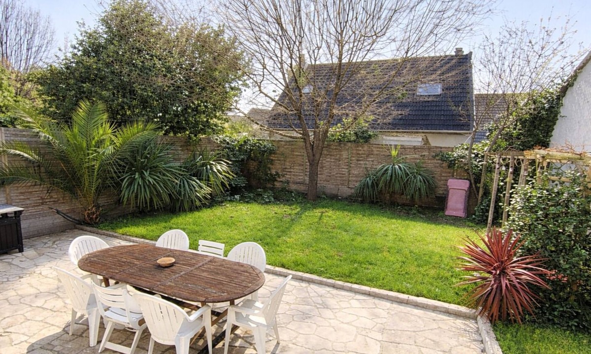Saint-Denis House | House 12 persons, 6 bedrooms, with garden - Quick access Paris/stade de France !