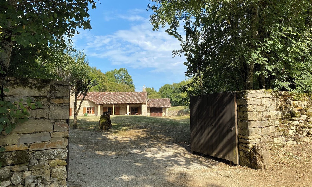 Espinas House | House 160 m2 on 6000 m2, sleeps 12 Private garden + shared swimming pool