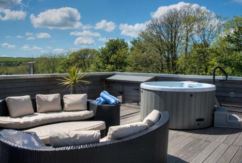 Talland House | House 2