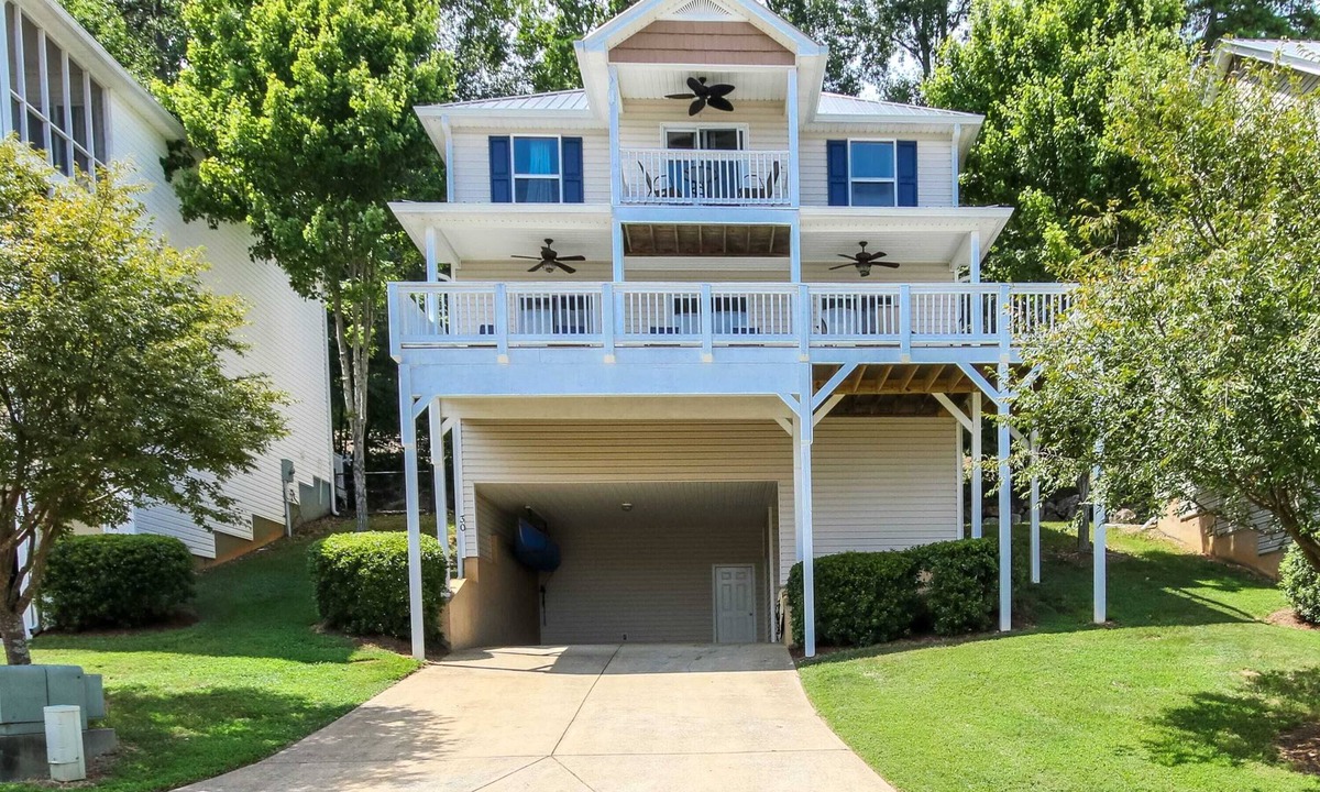 Leesburg House | House# 30 Endless View Not Pet-Friendly