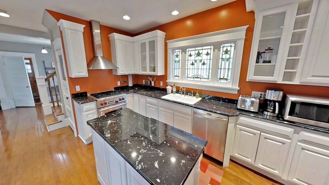 Linden Hills House | House ∙ 4 bedrooms ∙ 9 guests