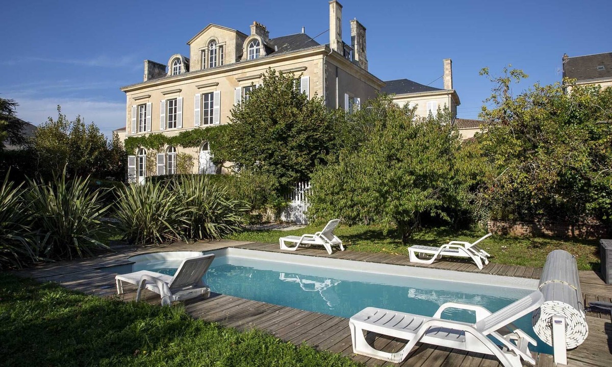 Fontenay-le-Comte House | House-5 étoiles-Family-None