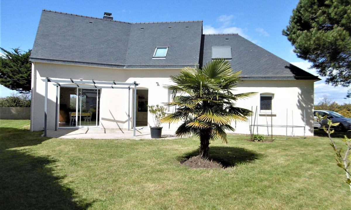 Saint-Gildas-de-Rhuys House | House 5 rooms 8 to 9 people with enclosed garden near the sea