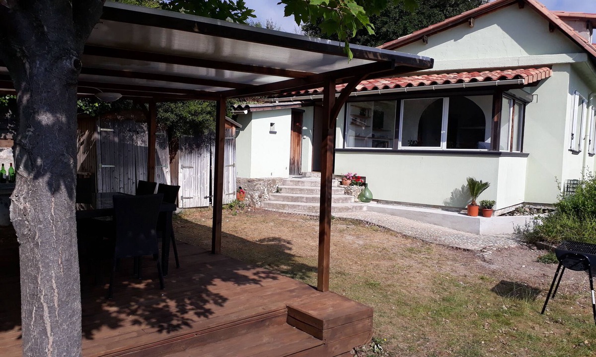 Saint-Sylvestre House | House 68m², Garden