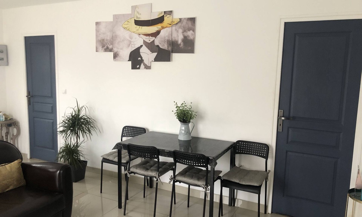 Meaux House | House between Disneyland and Paris