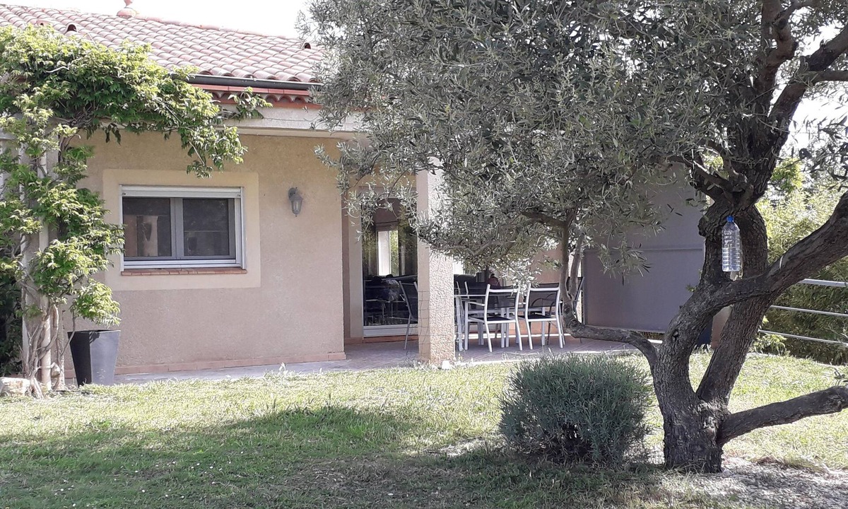 Cuxac-dʼAude House | House between sea, pool and garrigue