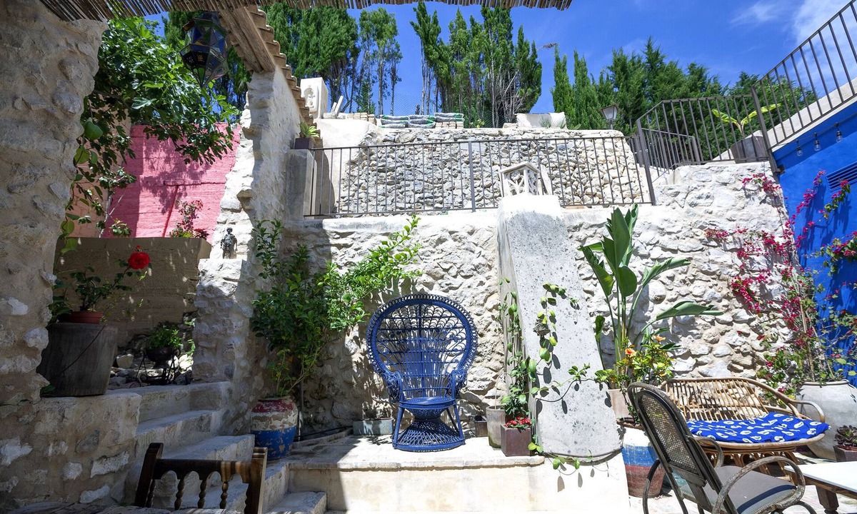 Adsubia House | HOUSE BETWEEN SEA & MOUNTAINS IN A SMALL VILLAGE SURROUNDED BY ORANGE TREES -