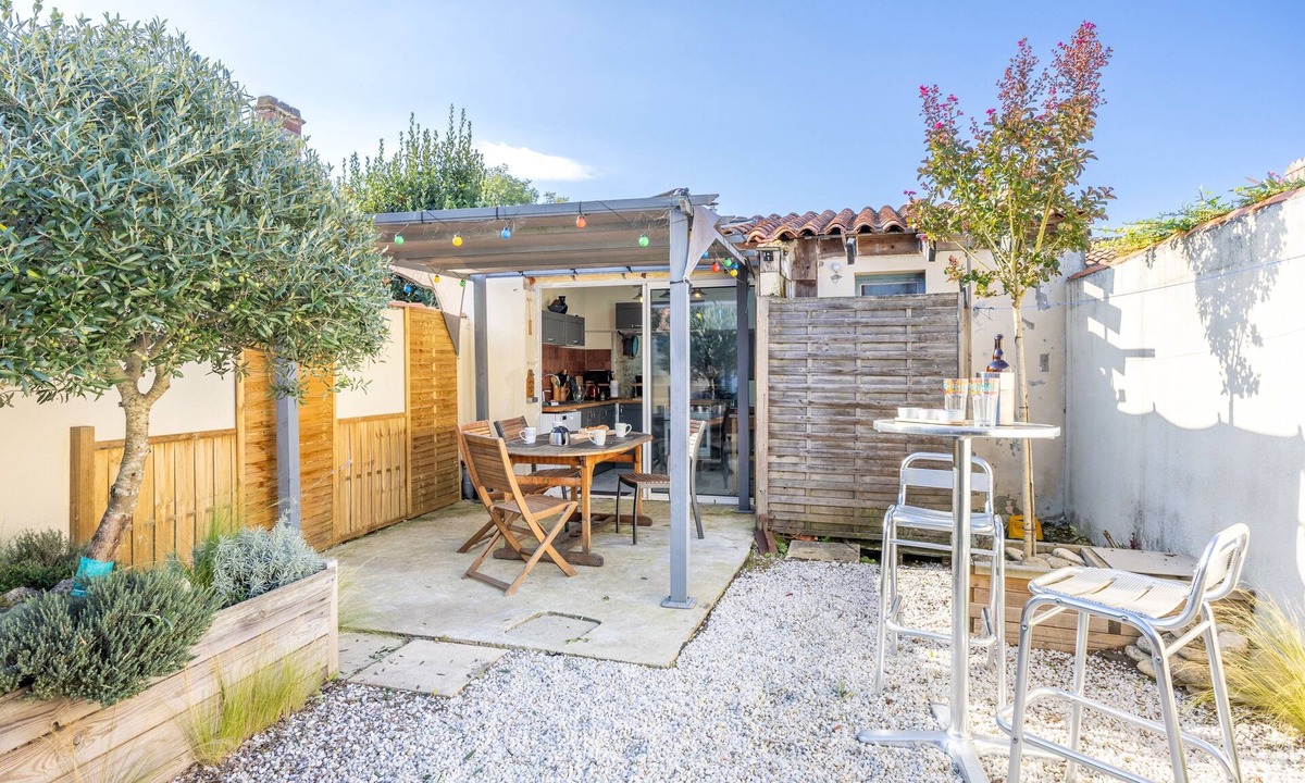 Longeville-sur-Mer House | House by the Sea, Near Les Sables d'Olonne