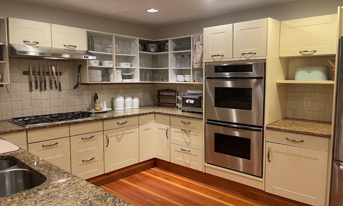 Andover House | house close to Phillips academy and down town