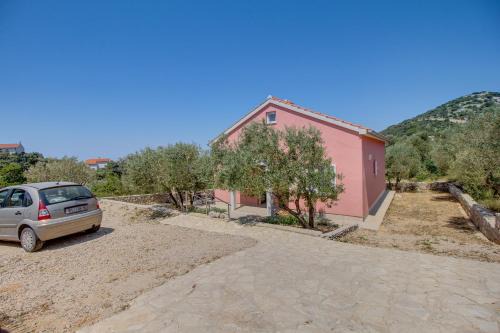 Miholascica House | House Dorita