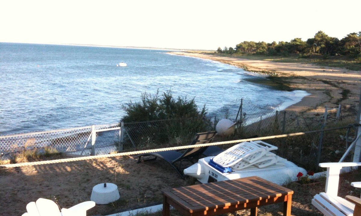 La Bree-les-Bains House | House feet in water, beach access