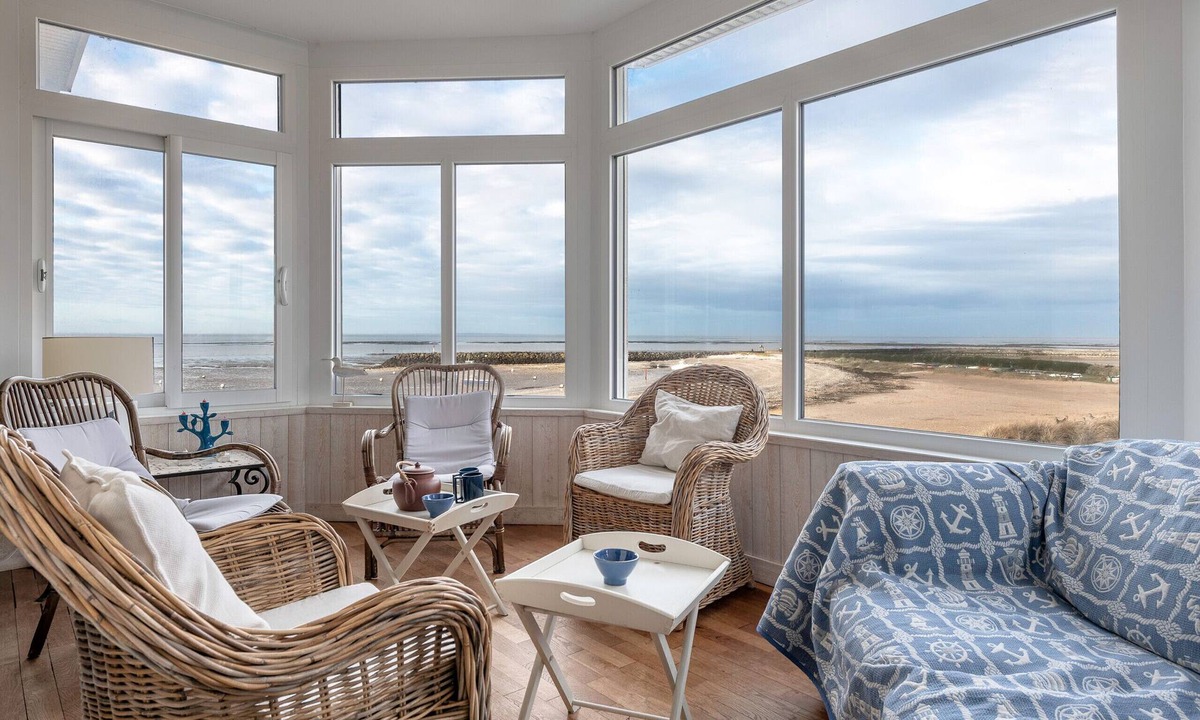 La Rogere House | House for 12 - Sea view - La Bernerie beach