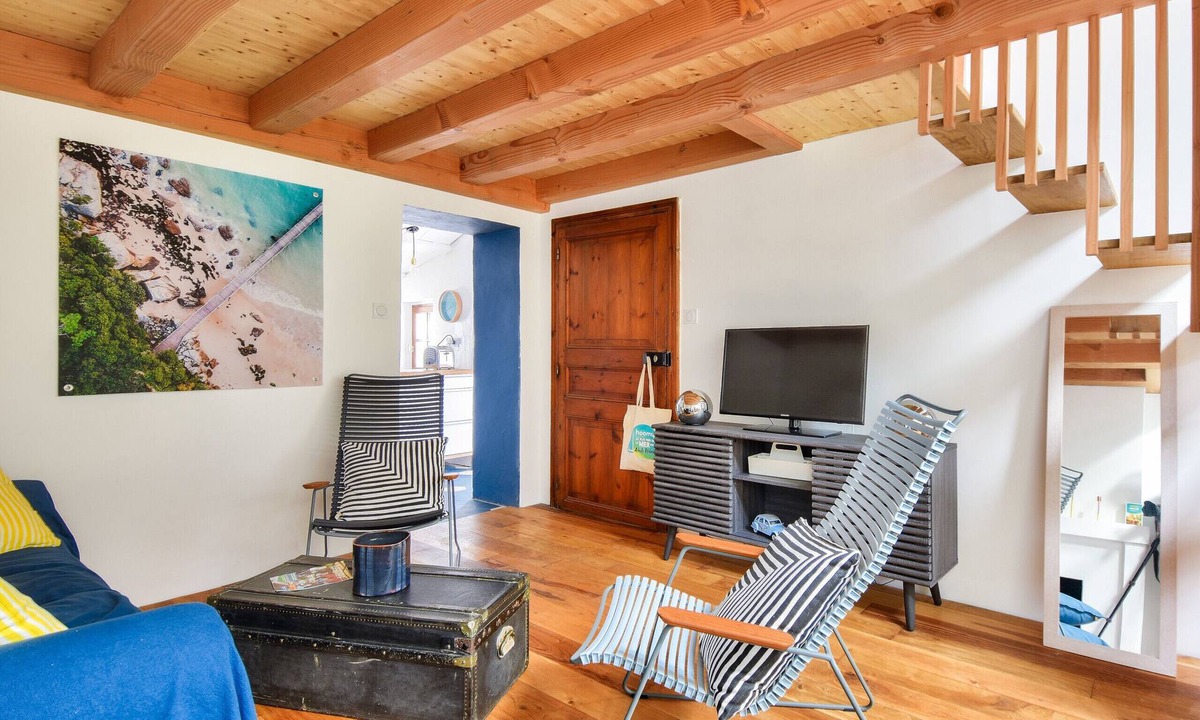 L'Epine House | House for 2 adults - 4 children - 600m beach