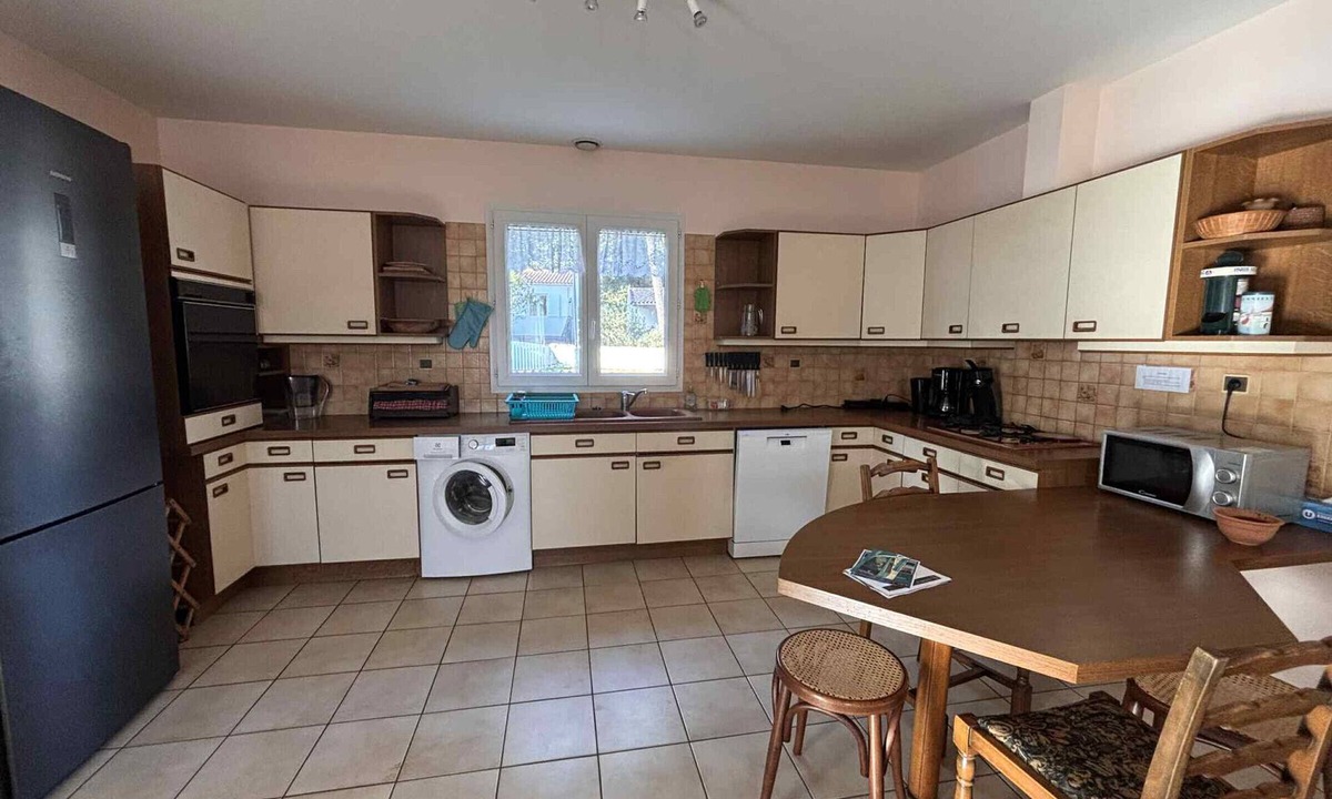 La Tranche-sur-Mer House | House for 6 at 250m from the beach, pets allowed!