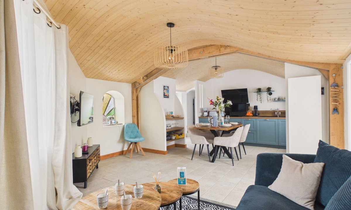 L'Epine House | House for 6 with garden, near salt marshes