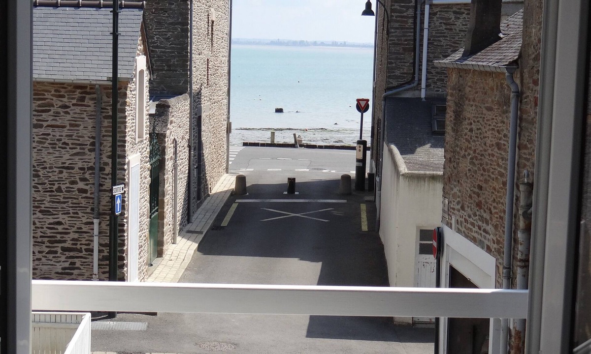 Cancale House | House for 9 People, Cancale Port
