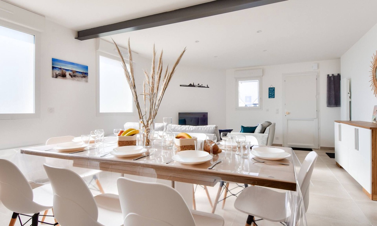 Noirmoutier-en-l'Ile Ski Chalet | House for 8, 200m from the sea