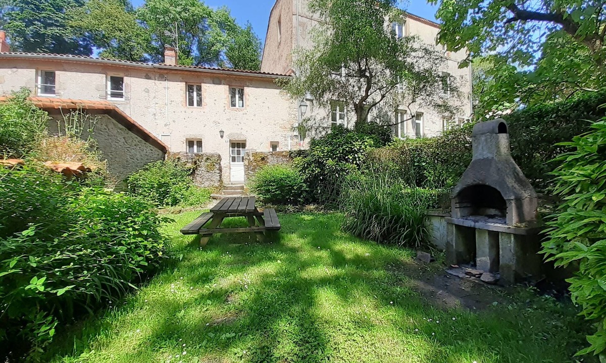 Getigne House | House