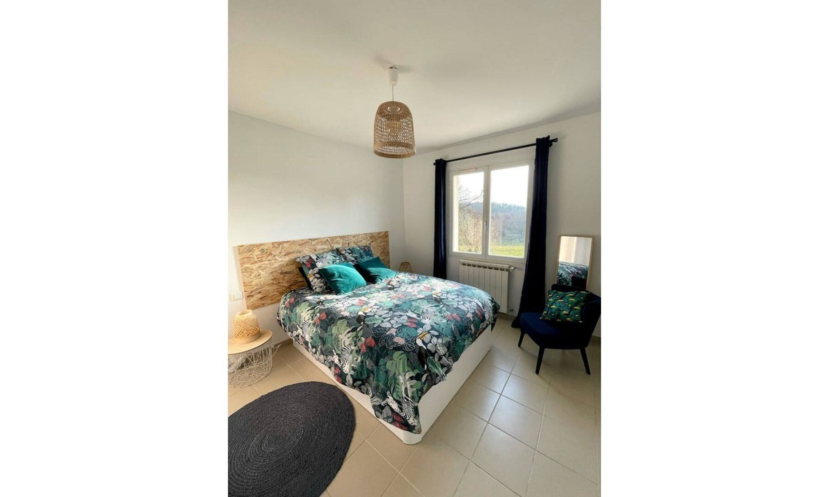 Le Thoureil House | House