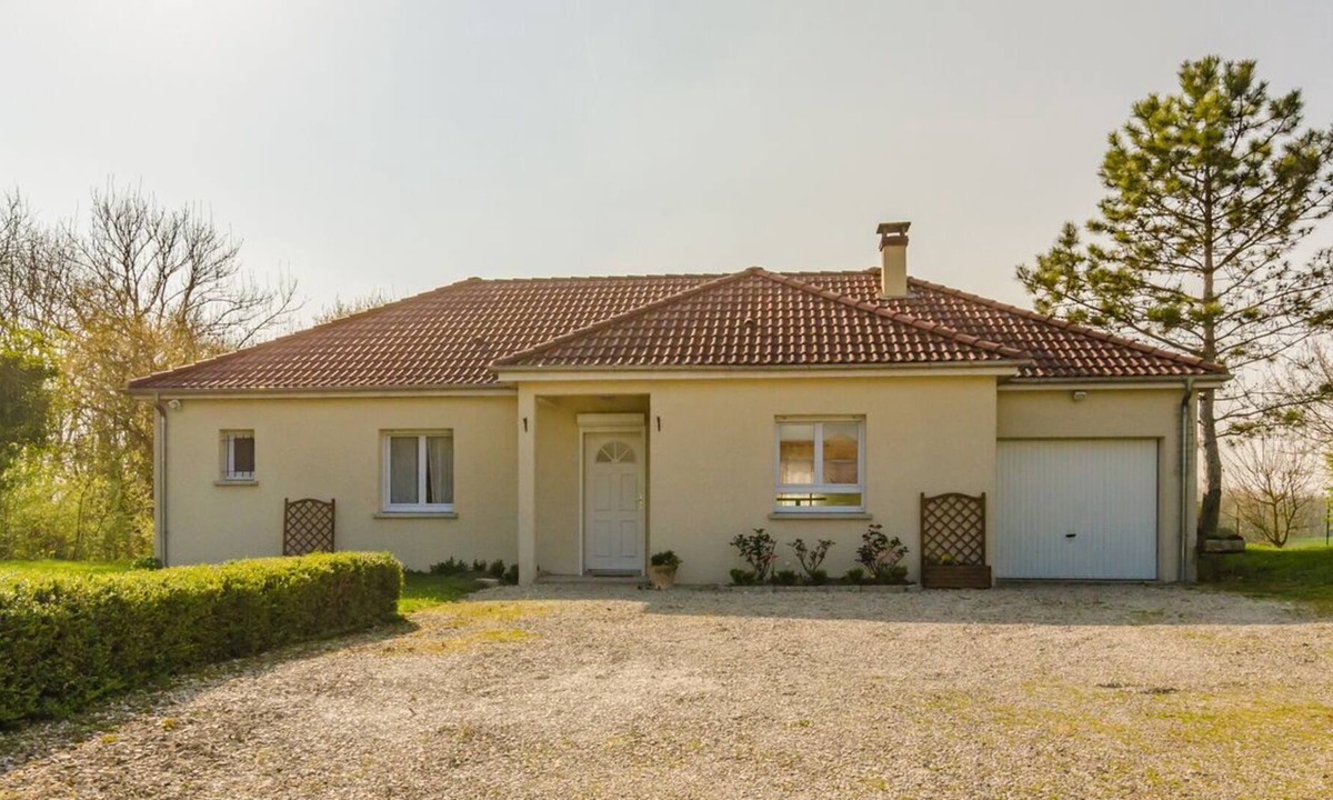 Magnicourt House | House