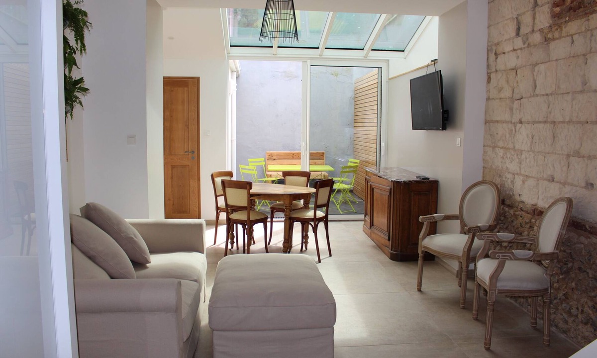 Montreuil-sur-Mer House | House