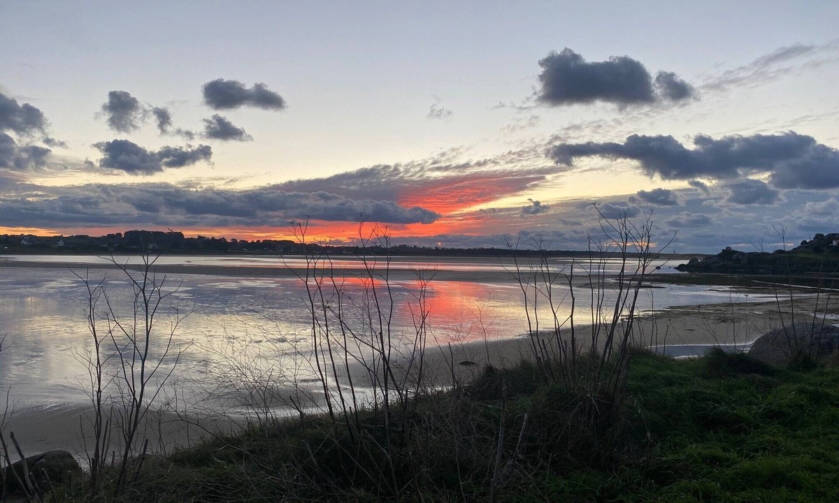 Plouescat House | House