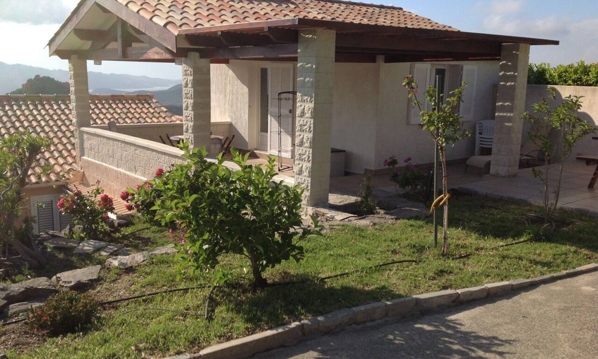 Poggio-dʼOletta House | House