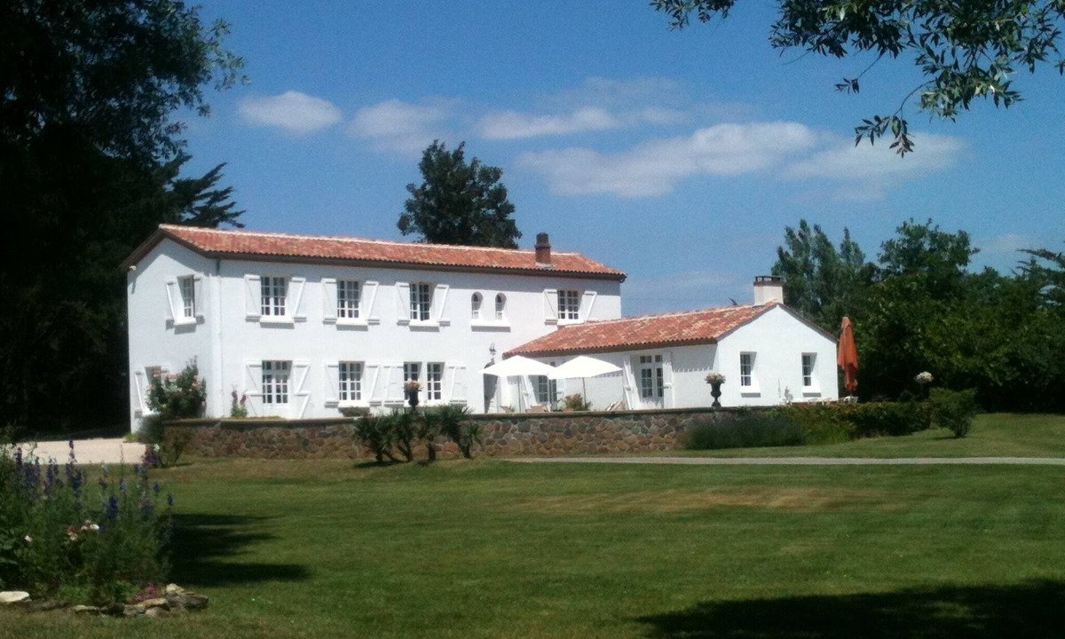 Saint-Gilles-Croix-de-Vie House | House with character in private 5-hectare estate, 400m to beach, 10 km from golf