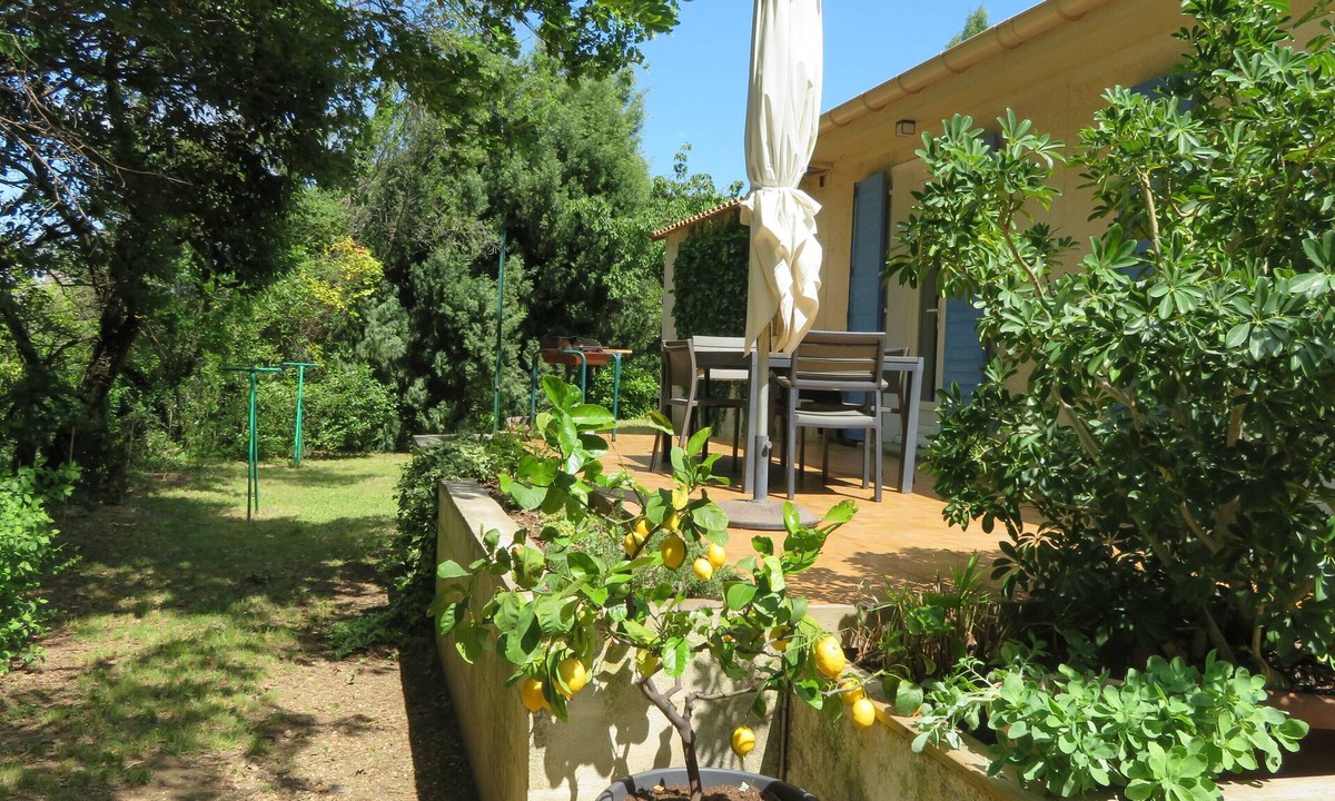 Saint-Julien-de-Peyrolas Villa | House 5 minutes from Gorges de l'Ardèche and beaches