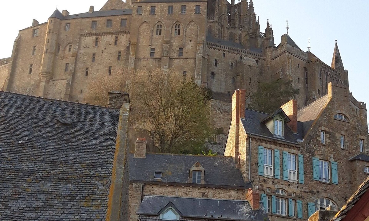 Saint-Mars-sur-la-Futaie House | House