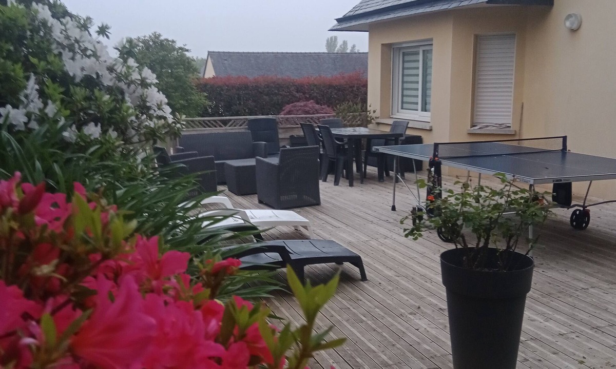 Saint-Thegonnec Loc-Eguiner House | House