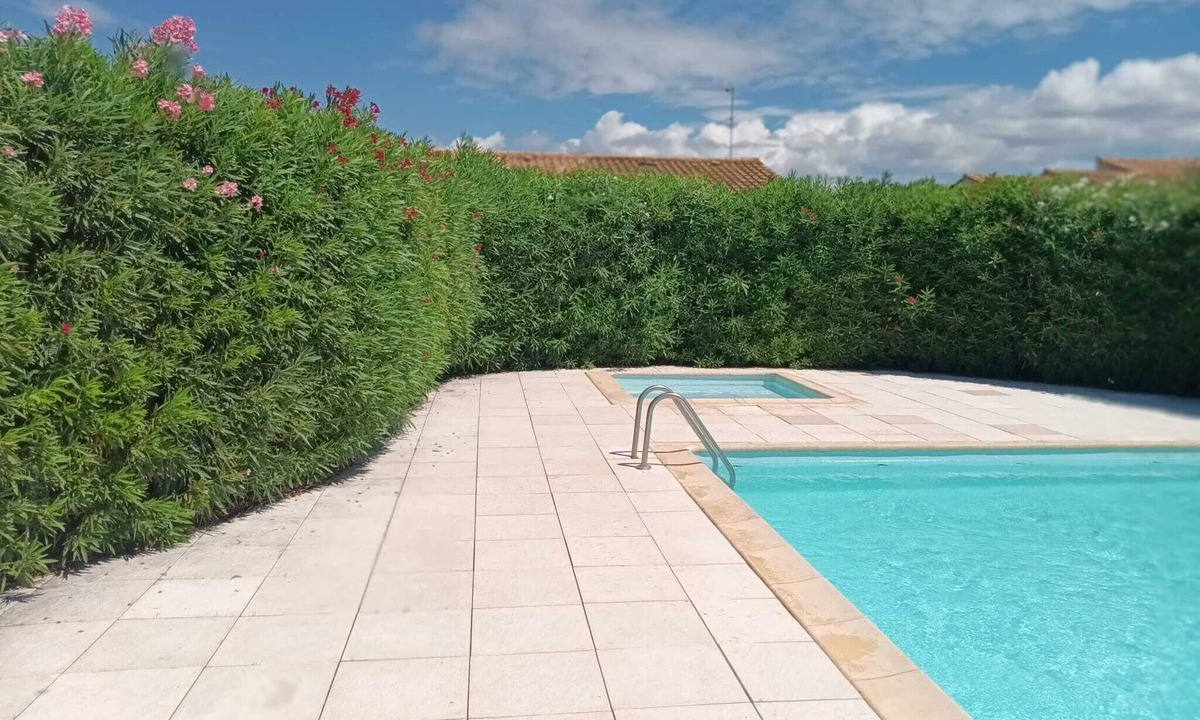 Villeneuve-les-Maguelone House | House in Villeneuve lès Maguelonne (Hérault)in a secure residence with