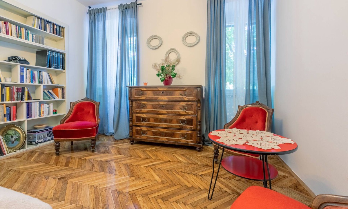 Tribalj House | House Goldie (82111-K1) - Tribalj