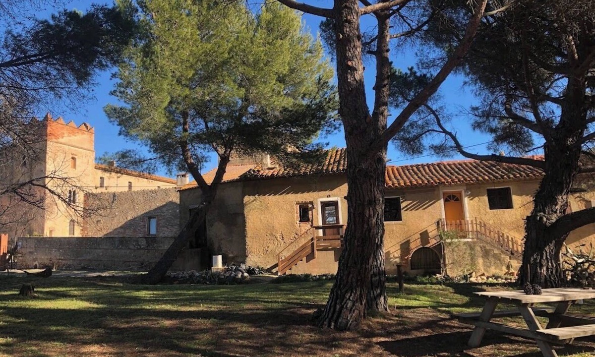 Passa House | House Hamlet Monastir del Camp