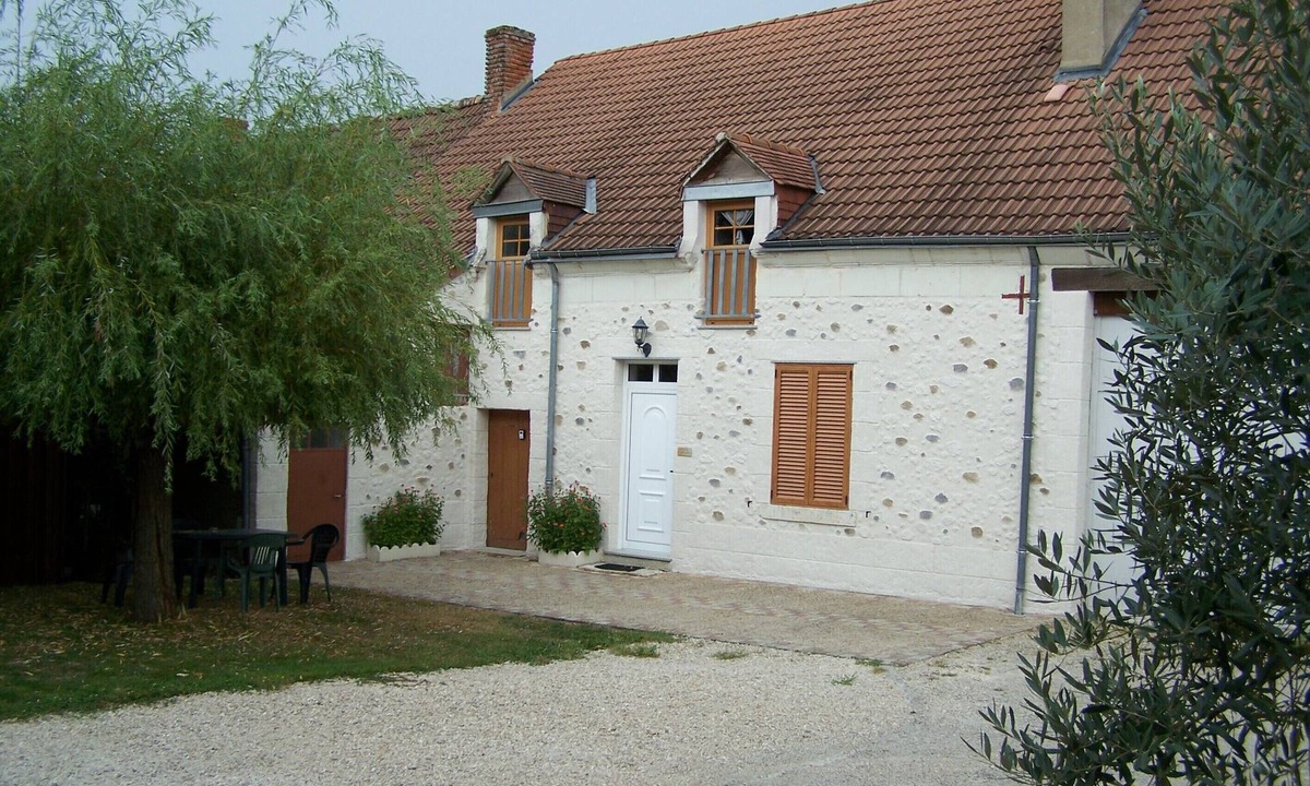Rilly-sur-Loire House | house housing