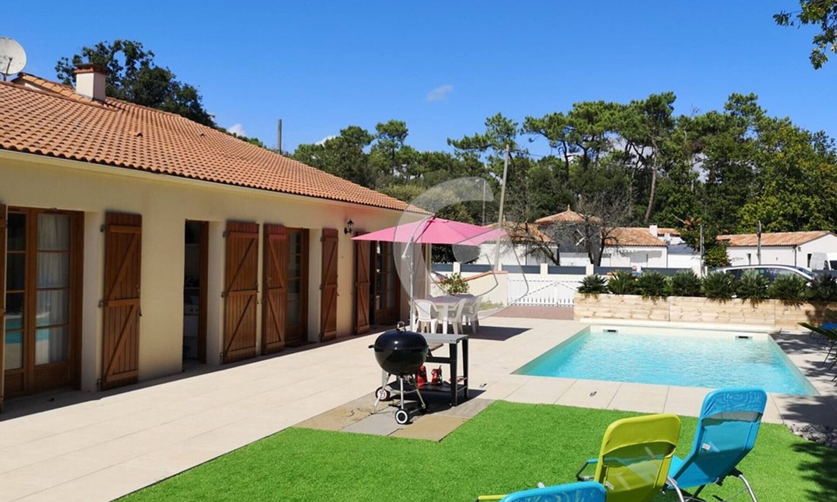 Jard-sur-Mer House | House in Jard-sur-Mer with heated pool, near the sea