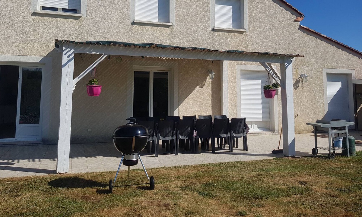 Moirax House | House in lot et garonne near agen 15 pers1h olympic games in bordeaux