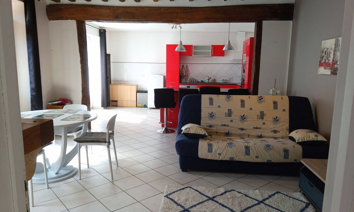 Les Sieges House | House in Othe