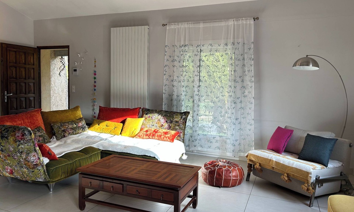 Rochefort-du-Gard House | House in Rochefort with Private Pool & AC