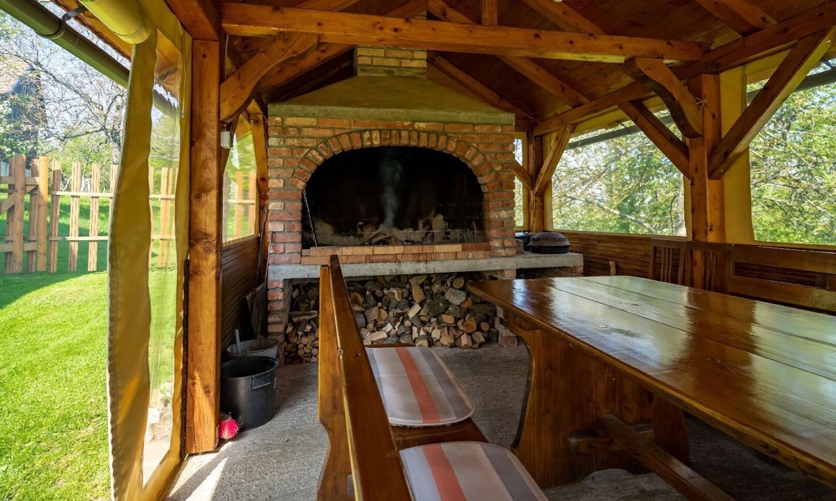 Skrad House | House in Sleme Skradsko with hot tub and Parking