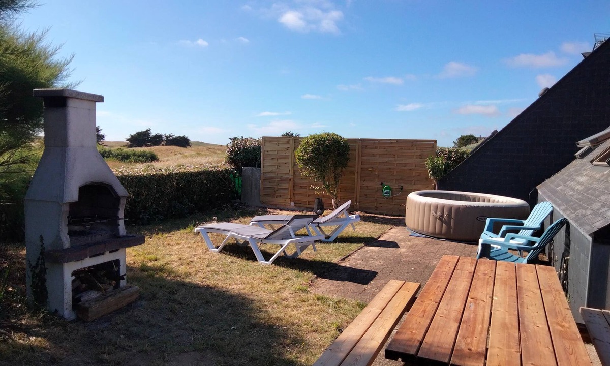 Surtainville House | House in the Dunes