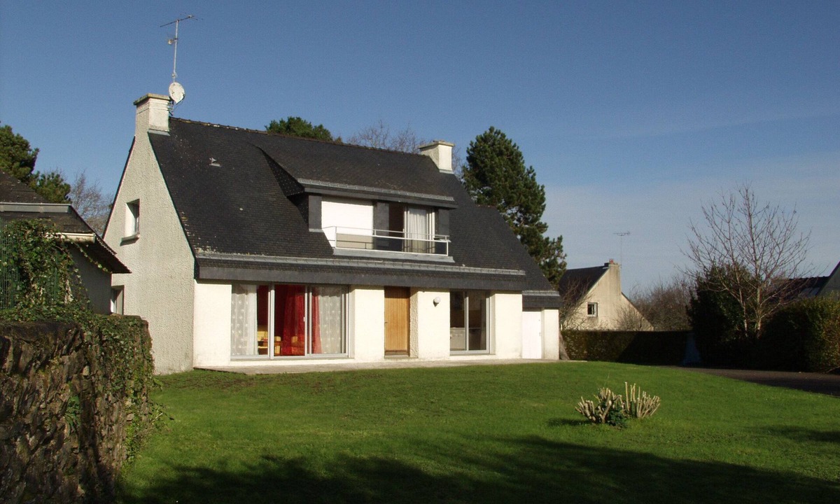 Sene House | House in the heart of the village with a large enclosed garden