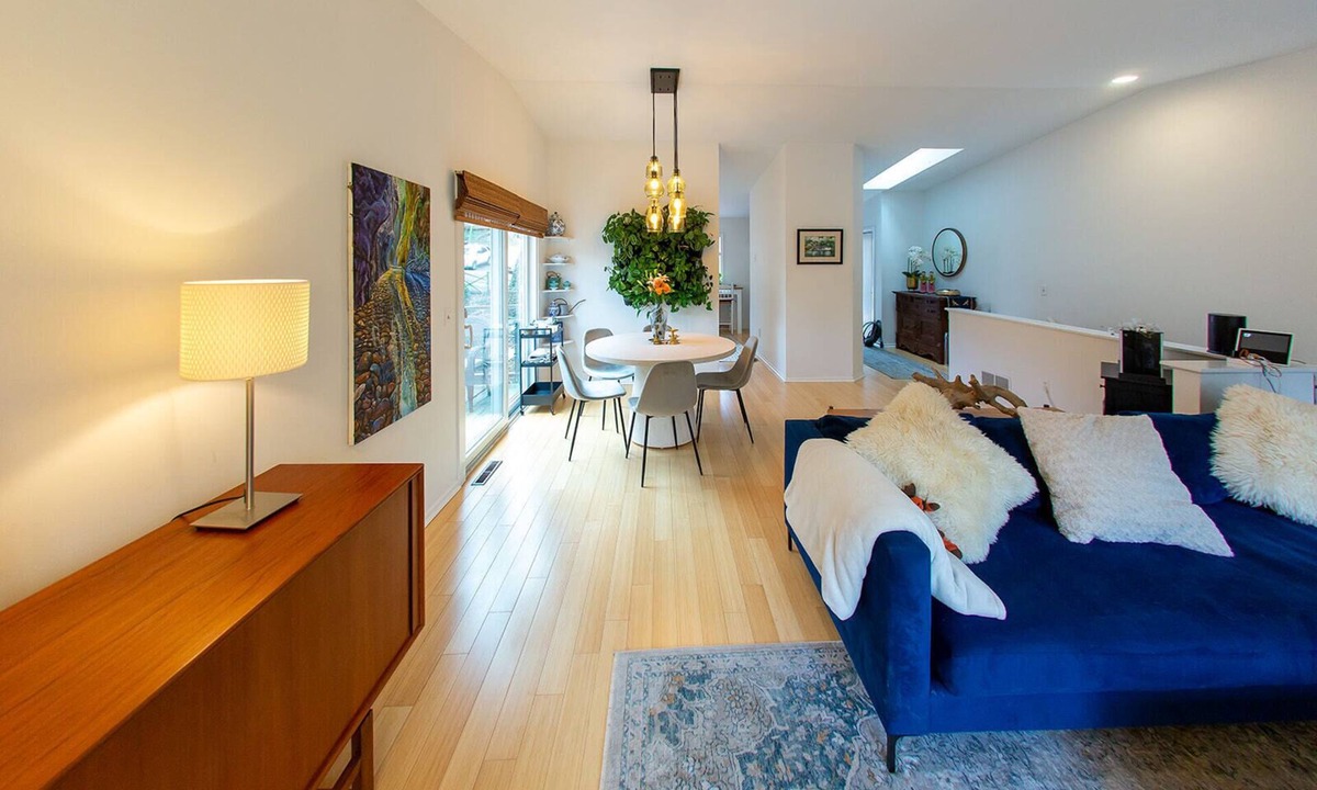 Lambertville House | House in the Tree Tops - 3BR & 2.5BA